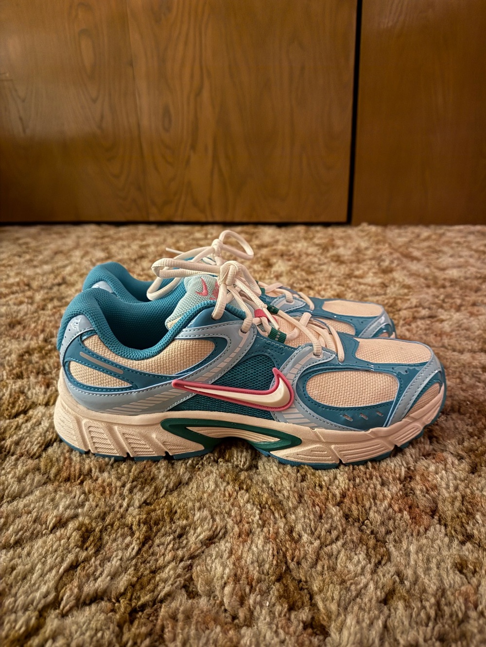 Nike V-5rn - Women’s Sneaker 11